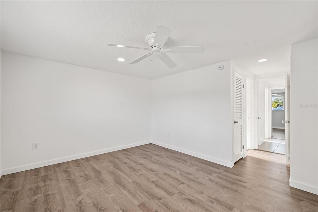 For Rent: $2,595 (2 beds, 2 baths, 1441 Square Feet)