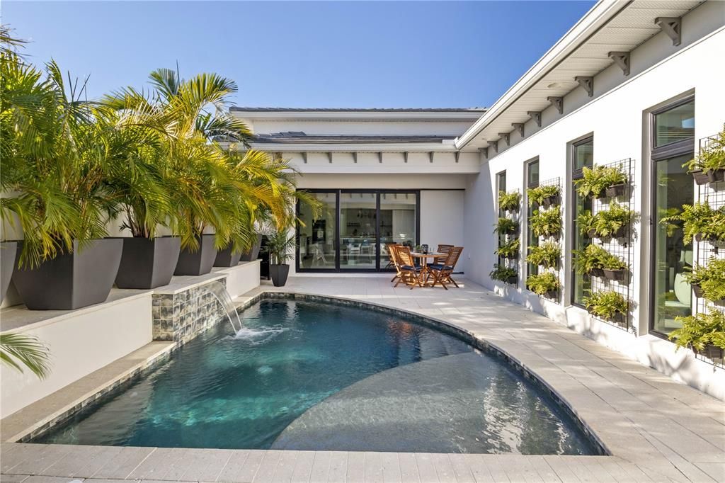 На продажу: $1,349,000 (3 спален, 3 ванн, 2588 Квадратных фут)