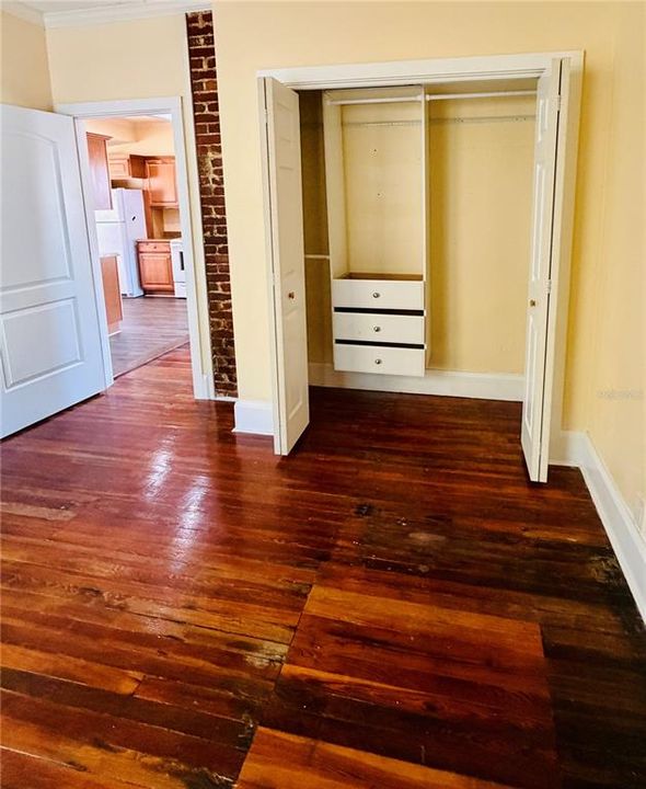 For Rent: $2,200 (2 beds, 2 baths, 840 Square Feet)