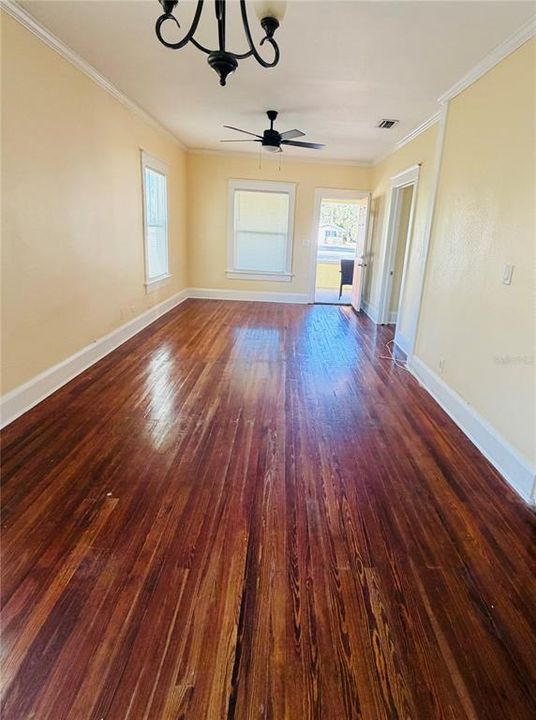 For Rent: $2,200 (2 beds, 2 baths, 840 Square Feet)