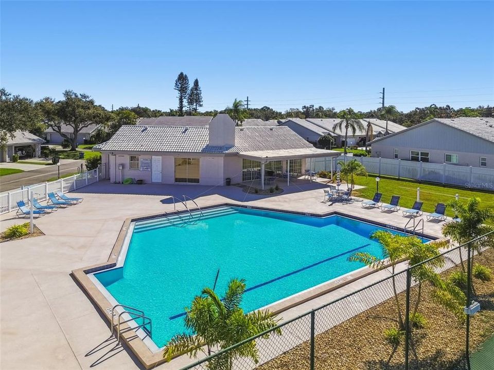 Под контрактом: $229,997 (3 спален, 2 ванн, 1601 Квадратных фут)