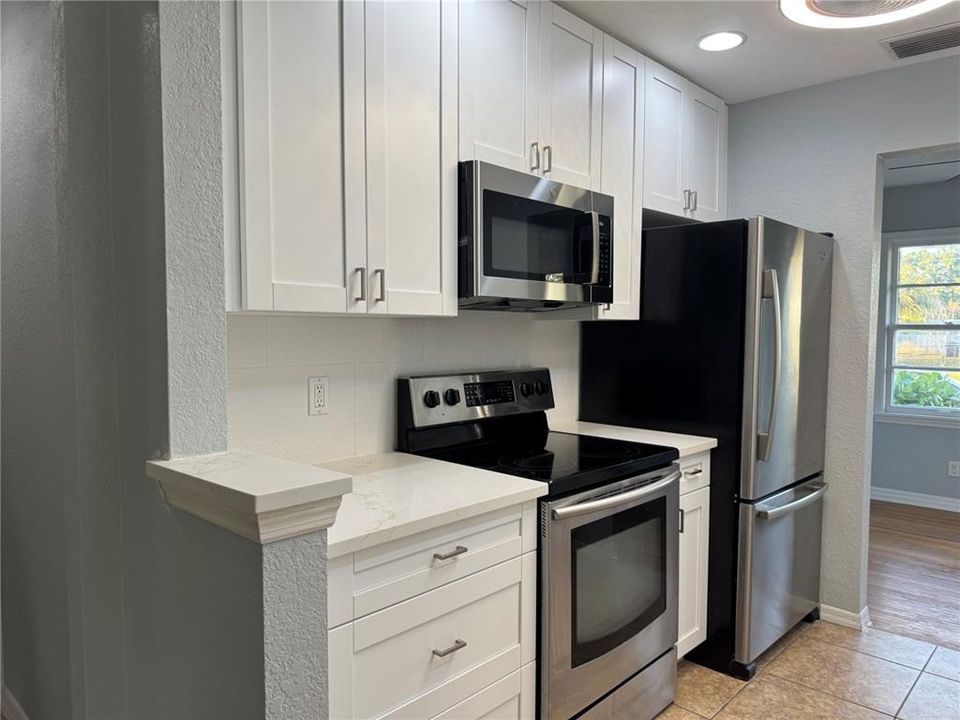 For Rent: $2,950 (3 beds, 3 baths, 1546 Square Feet)