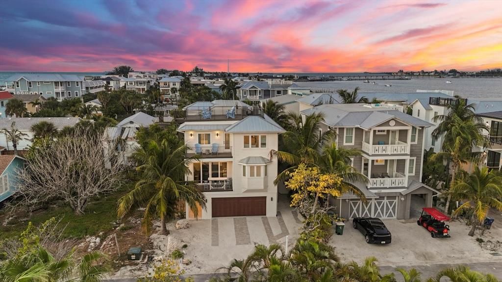 En Venta: $3,999,000 (7 camas, 7 baños, 3266 Pies cuadrados)