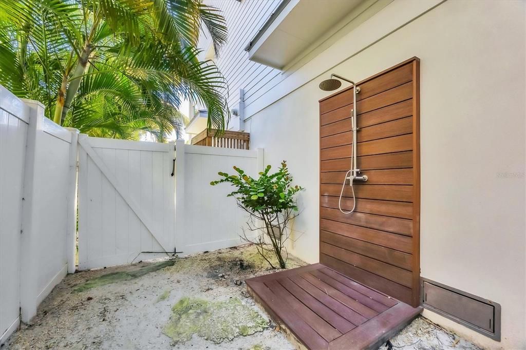 En Venta: $3,999,000 (7 camas, 7 baños, 3266 Pies cuadrados)