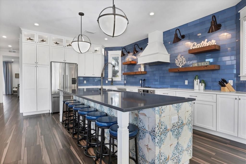 En Venta: $3,999,000 (7 camas, 7 baños, 3266 Pies cuadrados)