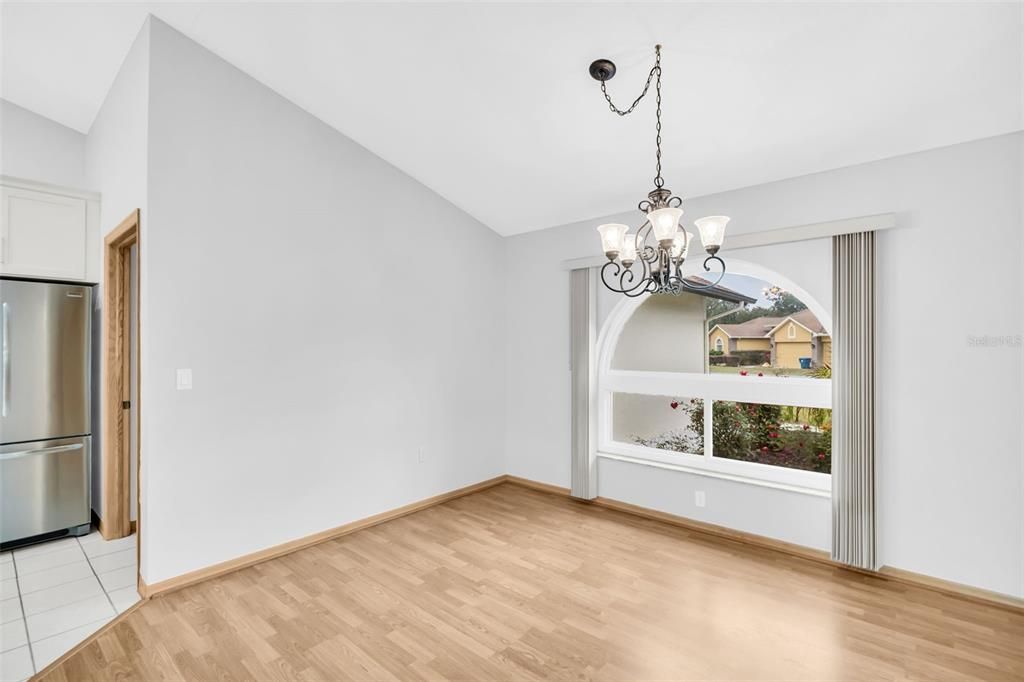 For Sale: $425,000 (3 beds, 2 baths, 1912 Square Feet)