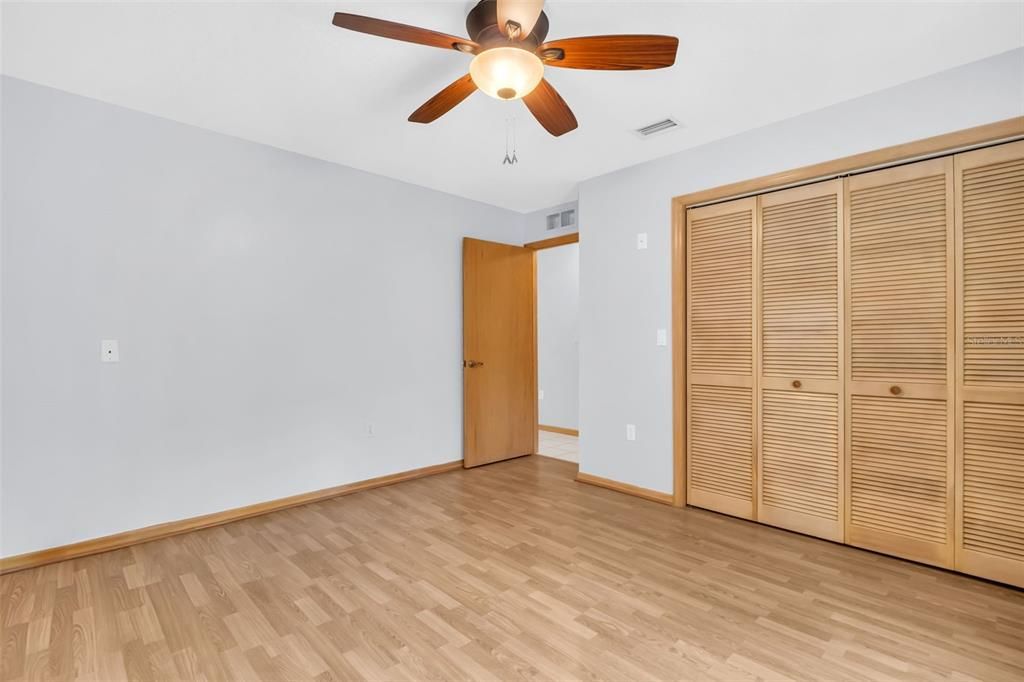 For Sale: $425,000 (3 beds, 2 baths, 1912 Square Feet)