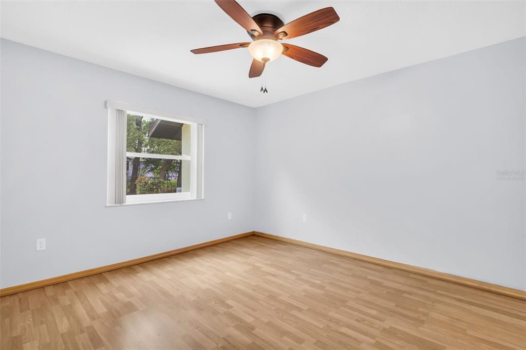 For Sale: $425,000 (3 beds, 2 baths, 1912 Square Feet)