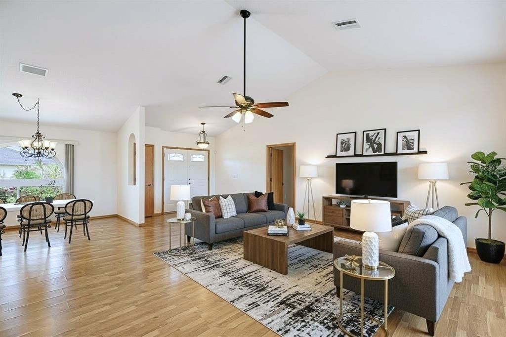 For Sale: $425,000 (3 beds, 2 baths, 1912 Square Feet)