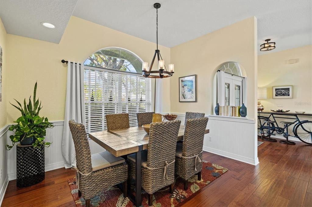 待售: $415,000 (3 贝兹, 2 浴室, 1831 平方英尺)