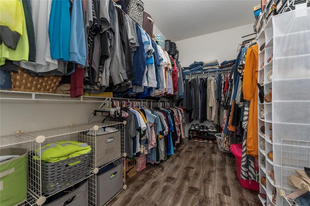 For Sale: $550,000 (4 beds, 3 baths, 3099 Square Feet)