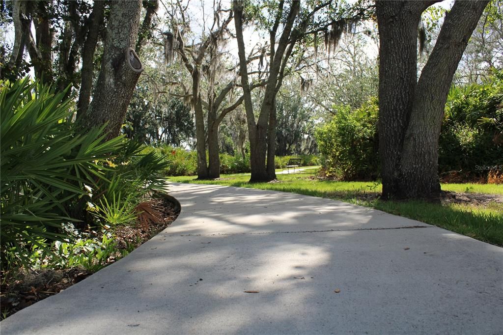 For Sale: $550,000 (4 beds, 3 baths, 3099 Square Feet)