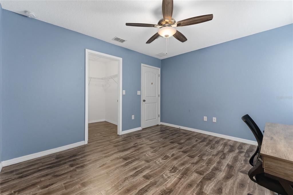 For Sale: $550,000 (4 beds, 3 baths, 3099 Square Feet)