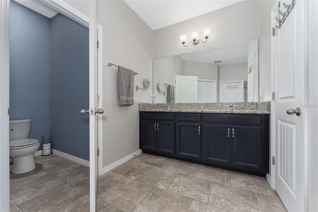 For Sale: $550,000 (4 beds, 3 baths, 3099 Square Feet)