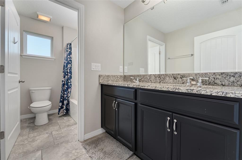 For Sale: $550,000 (4 beds, 3 baths, 3099 Square Feet)