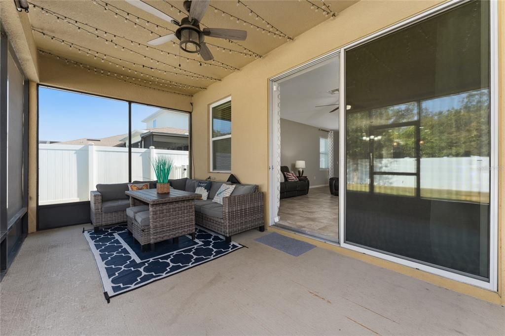 For Sale: $550,000 (4 beds, 3 baths, 3099 Square Feet)