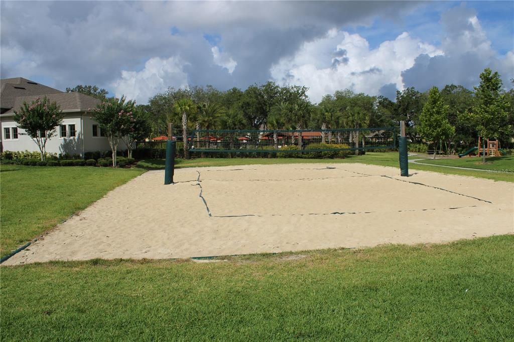 For Sale: $550,000 (4 beds, 3 baths, 3099 Square Feet)