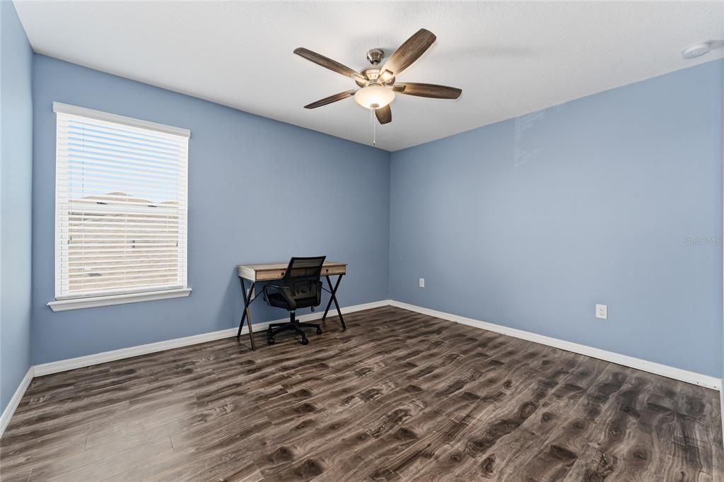 For Sale: $550,000 (4 beds, 3 baths, 3099 Square Feet)