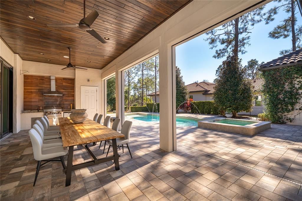 En Venta: $2,260,000 (4 camas, 4 baños, 4640 Pies cuadrados)