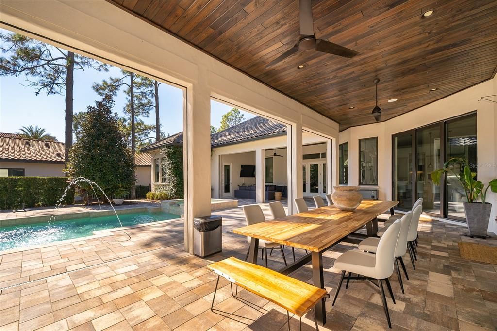 En Venta: $2,260,000 (4 camas, 4 baños, 4640 Pies cuadrados)