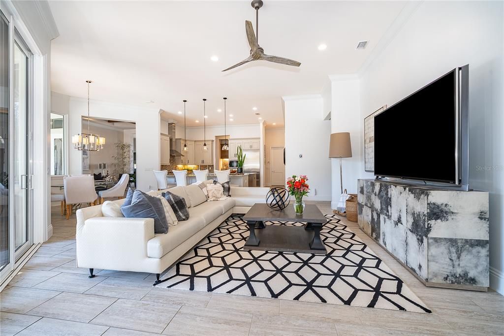 En Venta: $2,260,000 (4 camas, 4 baños, 4640 Pies cuadrados)