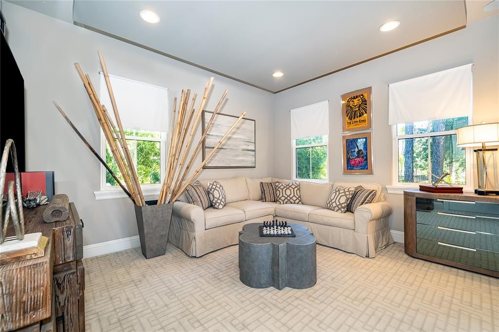 En Venta: $2,260,000 (4 camas, 4 baños, 4640 Pies cuadrados)