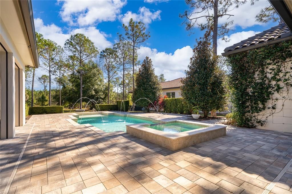 En Venta: $2,260,000 (4 camas, 4 baños, 4640 Pies cuadrados)