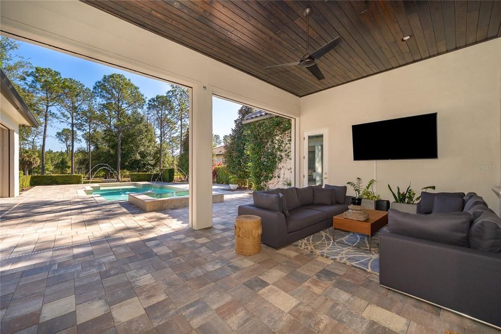 En Venta: $2,260,000 (4 camas, 4 baños, 4640 Pies cuadrados)