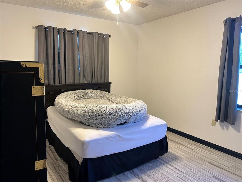 For Sale: $1,790,000 (3 beds, 2 baths, 2427 Square Feet)