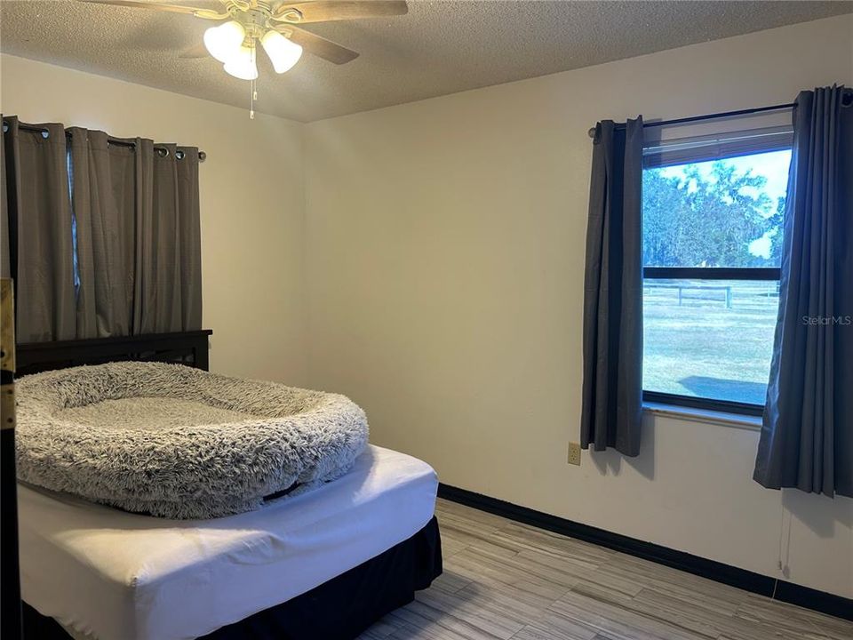 For Sale: $1,790,000 (3 beds, 2 baths, 2427 Square Feet)