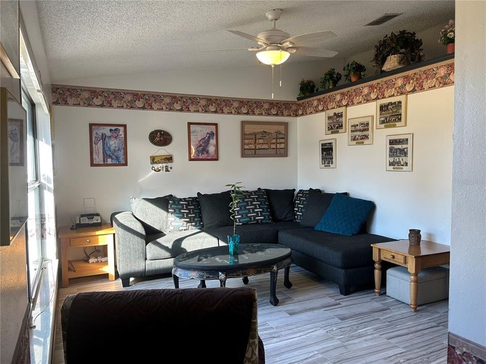 For Sale: $1,790,000 (3 beds, 2 baths, 2427 Square Feet)