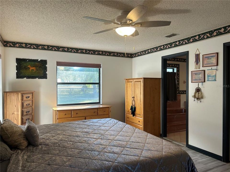 For Sale: $1,790,000 (3 beds, 2 baths, 2427 Square Feet)