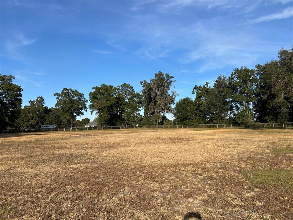 For Sale: $1,790,000 (3 beds, 2 baths, 2427 Square Feet)