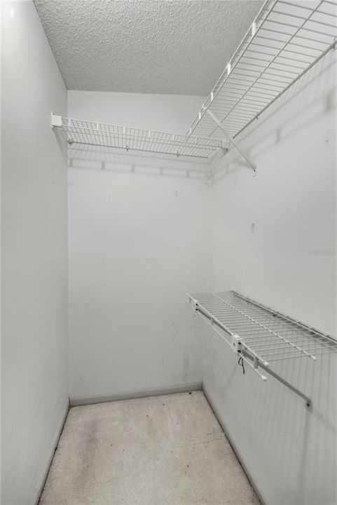 待售: $180,000 (2 贝兹, 2 浴室, 1202 平方英尺)