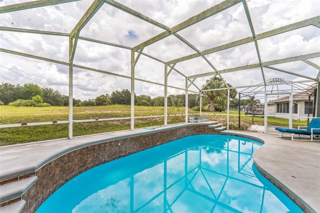 En Venta: $299,000 (3 camas, 2 baños, 1678 Pies cuadrados)