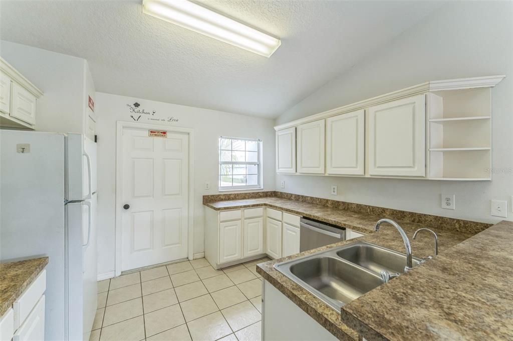 En Venta: $299,000 (3 camas, 2 baños, 1678 Pies cuadrados)