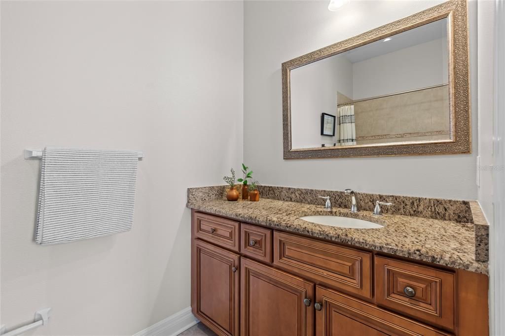 Под контрактом: $815,000 (2 спален, 3 ванн, 1865 Квадратных фут)