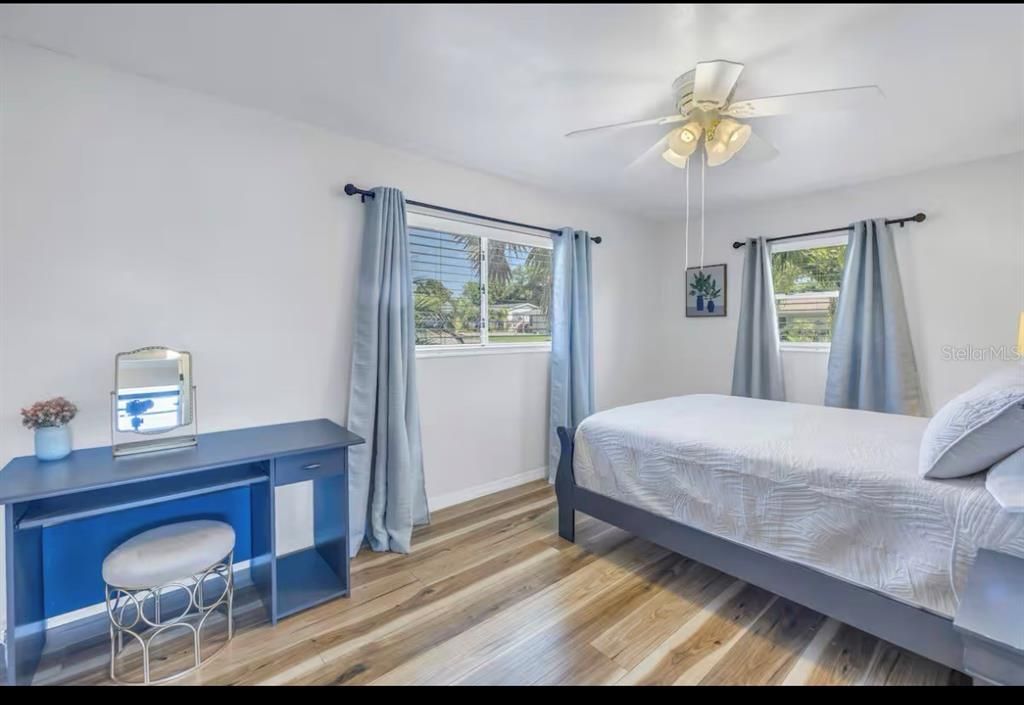 出租: $3,000 (3 贝兹, 2 浴室, 1272 平方英尺)