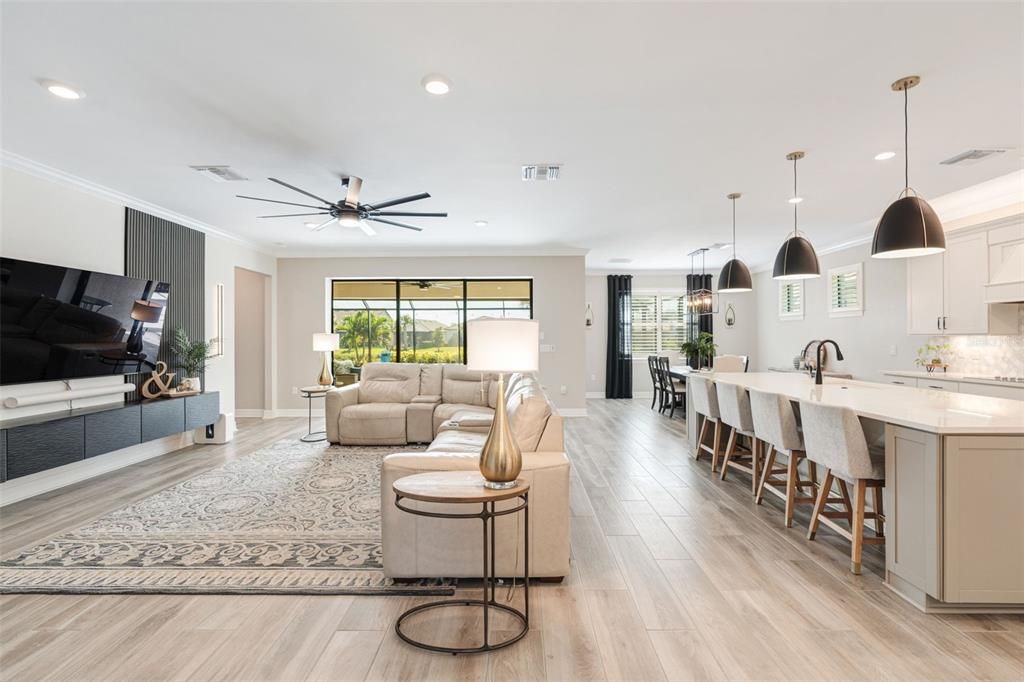 На продажу: $1,159,900 (4 спален, 4 ванн, 3709 Квадратных фут)