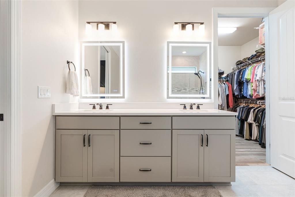 На продажу: $1,159,900 (4 спален, 4 ванн, 3709 Квадратных фут)