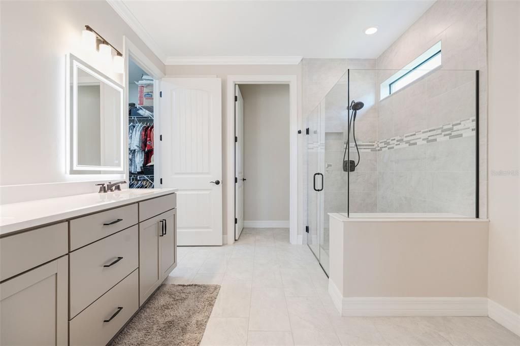 На продажу: $1,159,900 (4 спален, 4 ванн, 3709 Квадратных фут)