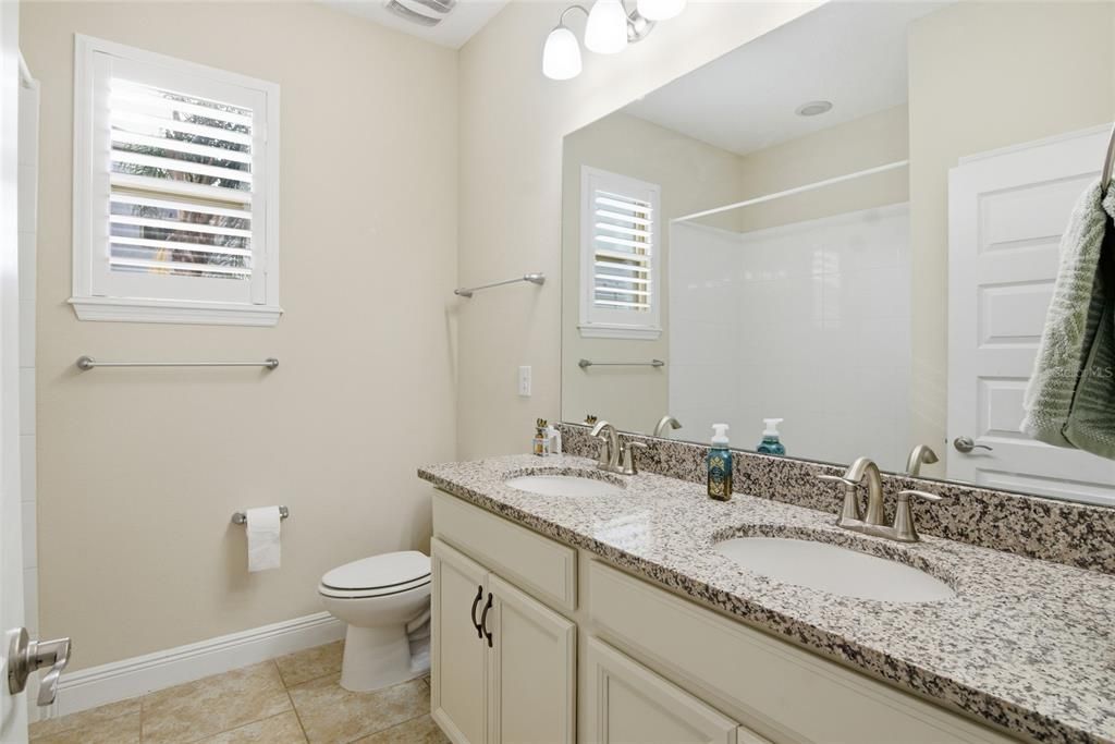 For Rent: $3,500 (4 beds, 3 baths, 2098 Square Feet)