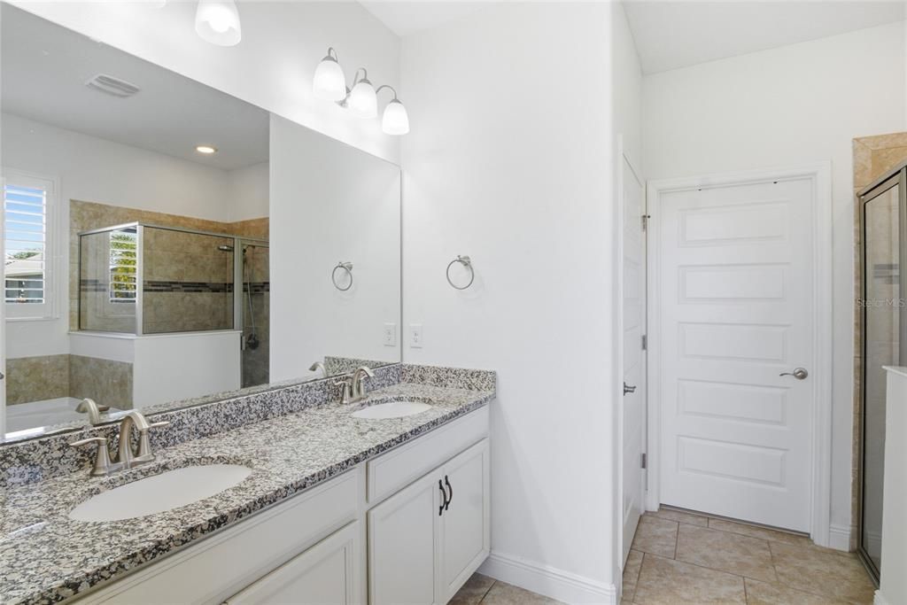 For Rent: $3,500 (4 beds, 3 baths, 2098 Square Feet)