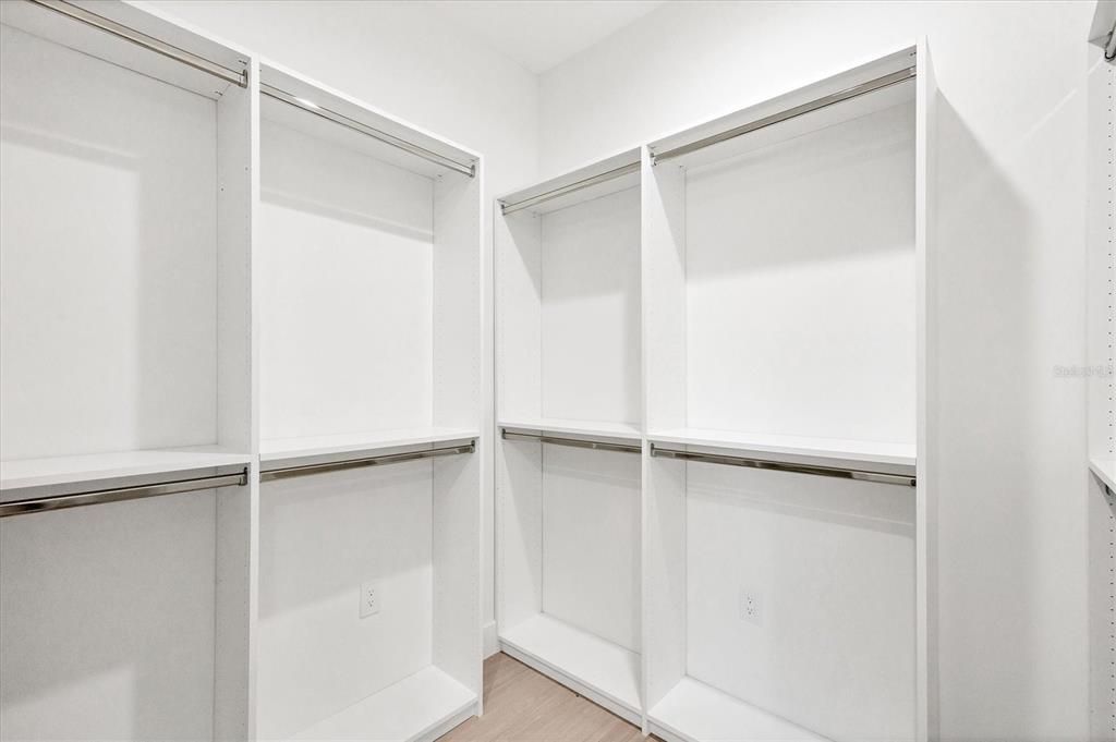 En Venta: $349,900 (3 camas, 2 baños, 1572 Pies cuadrados)