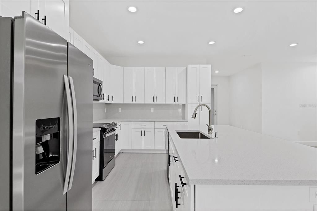 En Venta: $349,900 (3 camas, 2 baños, 1572 Pies cuadrados)