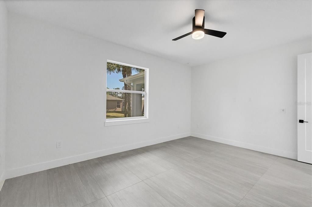 En Venta: $349,900 (3 camas, 2 baños, 1572 Pies cuadrados)