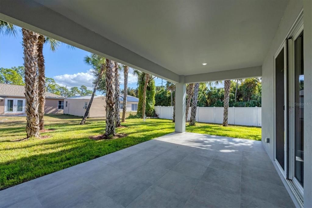 En Venta: $349,900 (3 camas, 2 baños, 1572 Pies cuadrados)