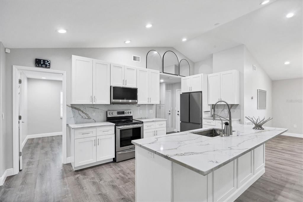 For Rent: $2,950 (4 beds, 2 baths, 2081 Square Feet)