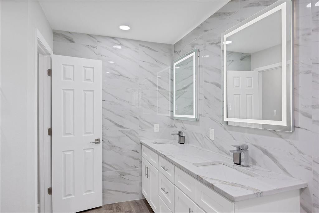 For Rent: $2,950 (4 beds, 2 baths, 2081 Square Feet)