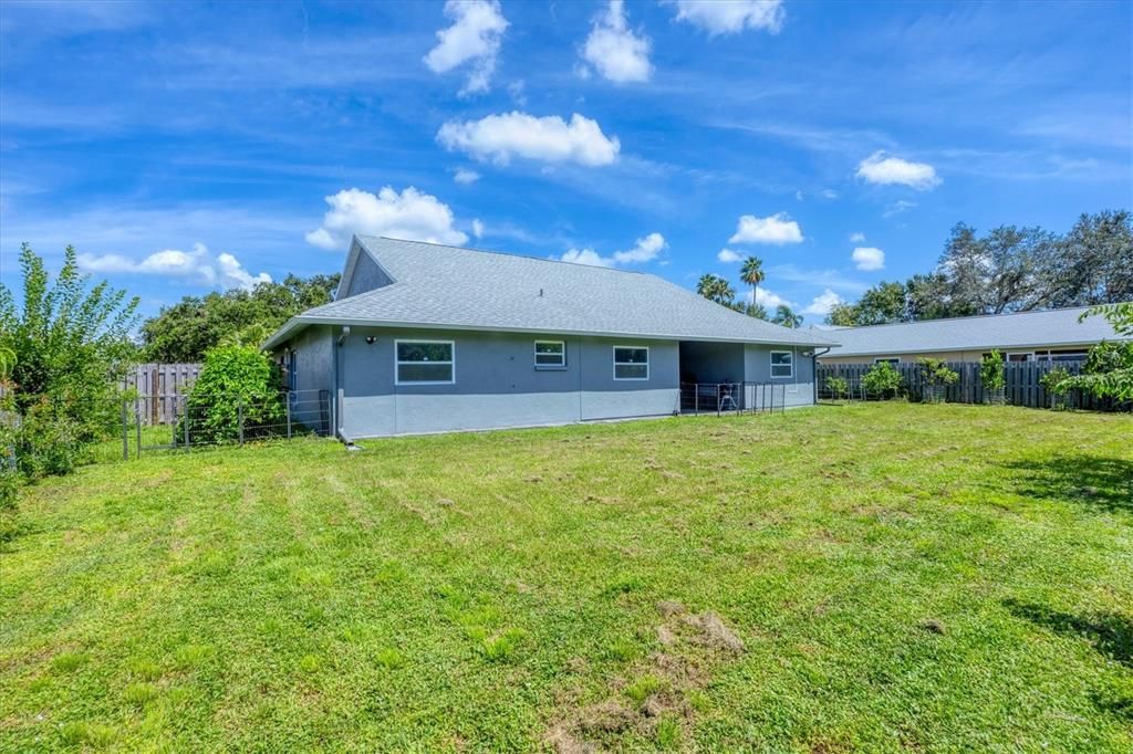 For Rent: $2,950 (4 beds, 2 baths, 2081 Square Feet)